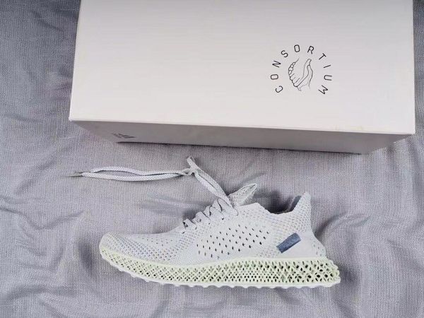 Adidas FutureCraft 4D x Invincible 台灣潮流店鋪聯乘 2019新款 彩虹夜光男生慢跑鞋