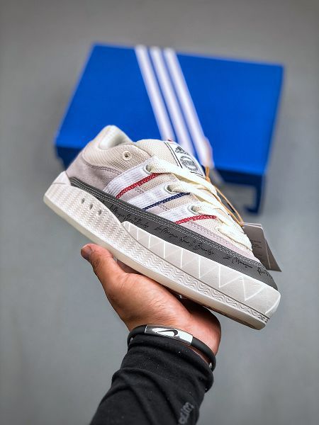 Adidas Adimatic team court 麵包鞋 浮誇的日韓版面與鞋底 2025最新男女生休閒板鞋