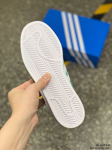 Adidas Superstar 2021新款 男女款貝殼頭反光文字品牌標休閑運動板鞋 帶半碼