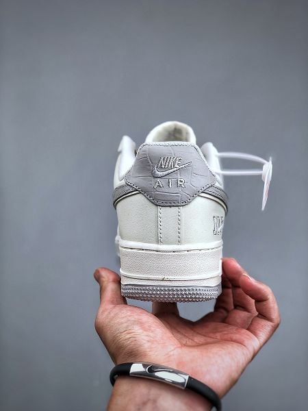 Nike Air Force 1 Low 07 2023全新男女款米銀灰NYC原楦頭板鞋