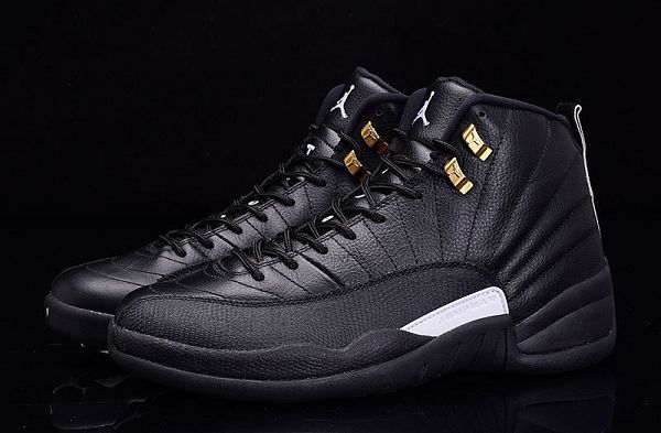 air jordan 12 retro 新款上市 時尚男款個性高幫籃球戰靴 黑金扣 