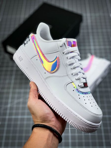 Nike Air Force 1 React 2020新款 空軍一號鐳射情侶款休閒板鞋 帶半碼