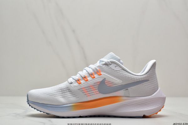 Nike Zoom WINFLO 39 2022新款 登月39代輕質透氣男女款運動跑步鞋