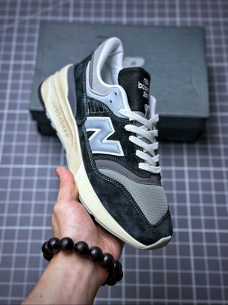 Super Fabric x New Balance 新百倫 2023全新男女款 U997RCC 聯名款復古休閒跑步鞋