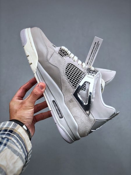 Air Jordan 4 Retro Frozen Moments 麂皮灰電鍍銀色 情侶款運動鞋