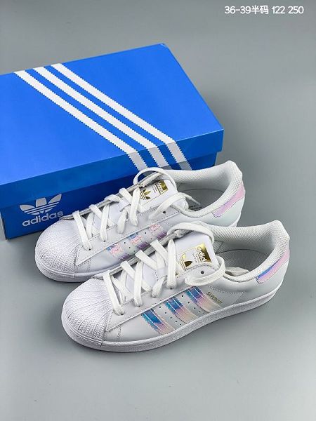 Adidas Originals Superstar 2021新款 女款貝殼頭經典百搭休閑運動板鞋 帶半碼