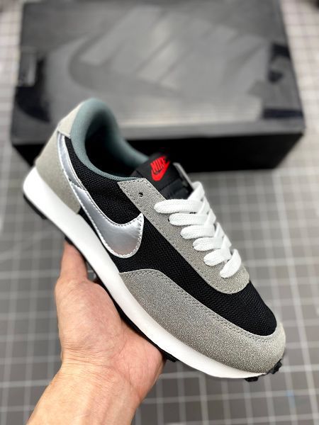 Nike Air Daybreak 2022新款 1979周年華夫一代男女款復古慢跑鞋