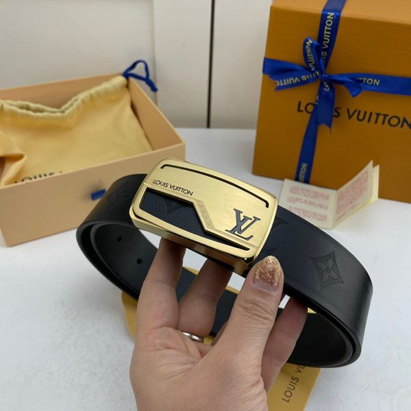 lv皮帶 路易威登2021新款 HF032621頭層牛皮壓花紋鋼扣腰帶