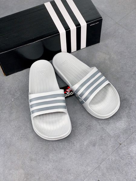 adidas拖鞋 2020新款 愛迪達經典男生沙灘鞋