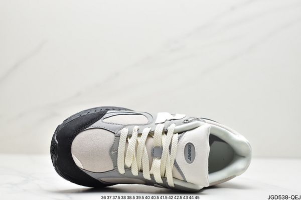 New Balance M2002RLA 2022新款 男女款復古運動鞋