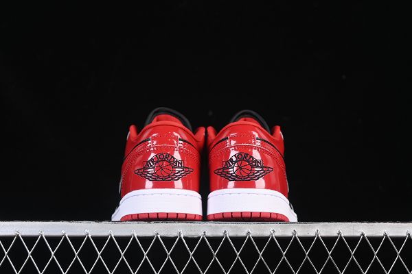 Air Jordan 1 Low 2025新款男生漆皮黑紅 低幫文化休閒板鞋