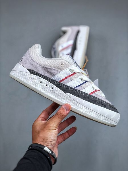 Adidas Adimatic team court 麵包鞋 浮誇的日韓版面與鞋底 2025最新男女生休閒板鞋