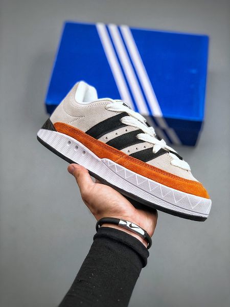 Adidas Originals Adimatic Low 2023新款 復古鯊魚麵包男女款運動板鞋