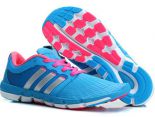 adidas愛迪達 adiPure系列新概念赤足跑鞋 女生透氣輕便跑鞋 粉藍紅